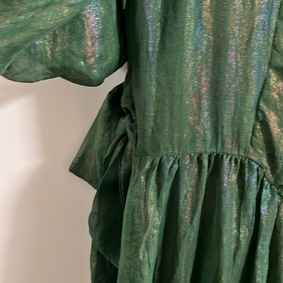 Jessa Kae Mommy & Me matching green puff sleeve faux wrap dresses - Picture 13 of 13